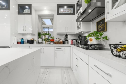 416 63Rd Avenue E, Vancouver, BC 