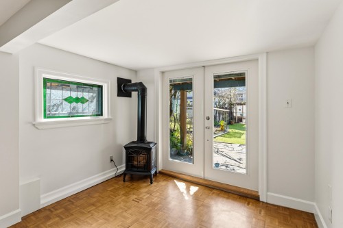 2282 7Th Avenue E, Vancouver, BC 