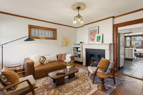 2282 7Th Avenue E, Vancouver, BC 