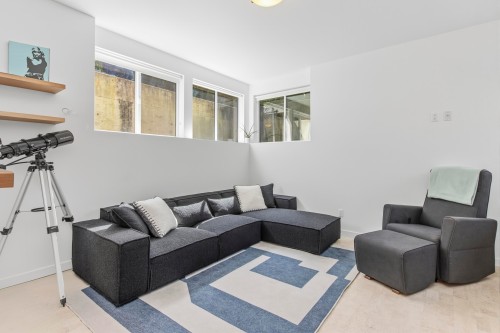 1007 Jay Crescent, Squamish, BC 
