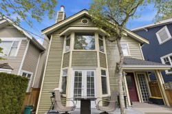 31 15th Avenue W Vancouver, BC V5Y 1X7