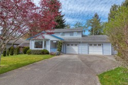 1534 Cypress Way Gibsons, BC V0N 1V5