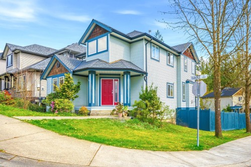 23800 Kanaka Way  Maple Ridge, BC V2W 1E5