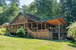 2931 Grauman Road Roberts Creek, BC V0N 2W1