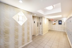 201-830 7th Avenue E Vancouver, BC V5T 4J2