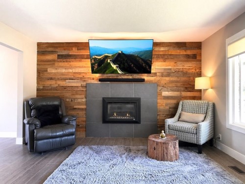 1820 Cedar Drive, Squamish, BC 