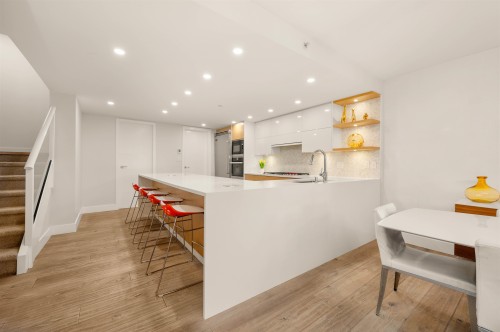 595 Beach Crescent, Vancouver, BC 