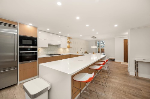 595 Beach Crescent, Vancouver, BC 