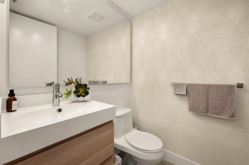 595 Beach Crescent, Vancouver, BC 