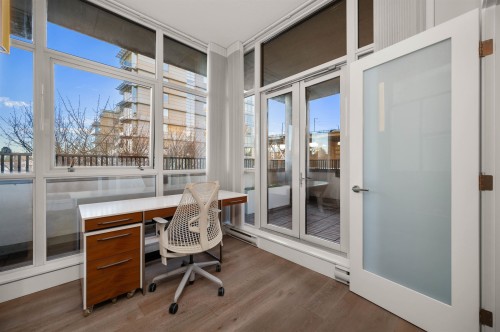 595 Beach Crescent, Vancouver, BC 