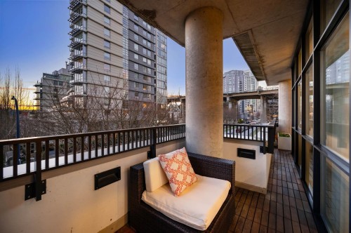 595 Beach Crescent, Vancouver, BC 
