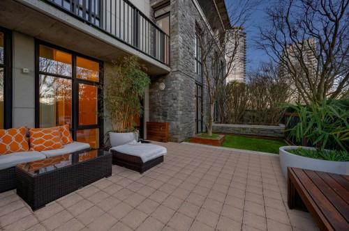 595 Beach Crescent, Vancouver, BC 
