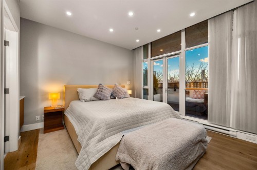 595 Beach Crescent, Vancouver, BC 