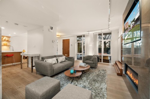 595 Beach Crescent, Vancouver, BC 