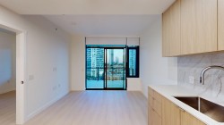 1401-626 Claremont Street Coquitlam, BC V3J 0T1