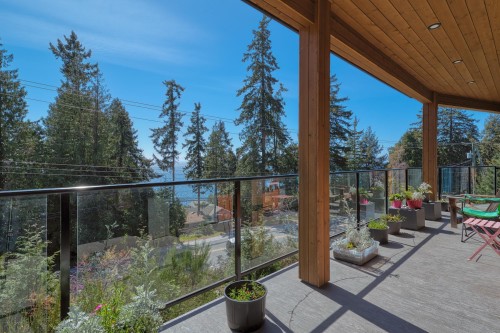 5957 Barnacle Place, Sechelt, BC 