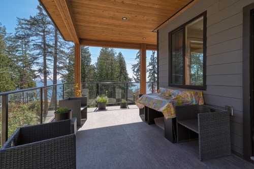5957 Barnacle Place, Sechelt, BC 
