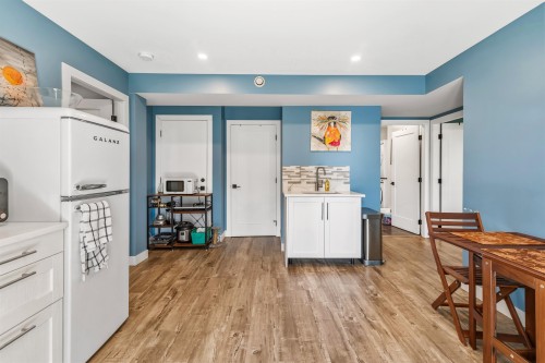 5957 Barnacle Place, Sechelt, BC 