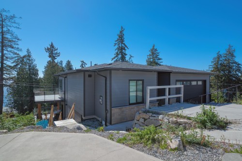 5957 Barnacle Place, Sechelt, BC 