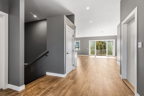 5957 Barnacle Place, Sechelt, BC 