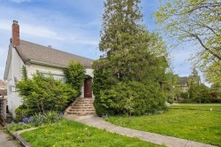 481 West 21st Avenue  Vancouver, BC V5Y 2E6