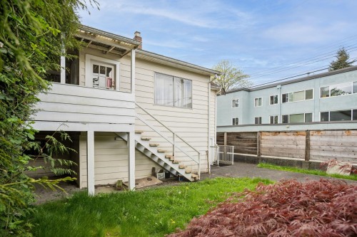 481 21St Avenue W, Vancouver, BC 