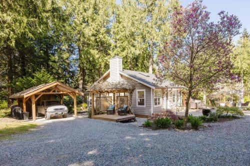 115 Williamsons Landing Road  Gibsons, BC V0N 1V6