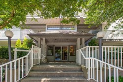 209-20561 113 Avenue Maple Ridge, BC V2X 1E2