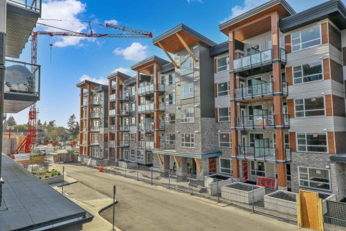 201-12109 223 Street  Maple Ridge, BC V2X 5Y6