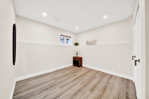 3825 Azalea Place, Port Coquitlam, BC 