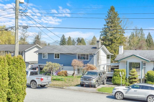 3825 Azalea Place, Port Coquitlam, BC 