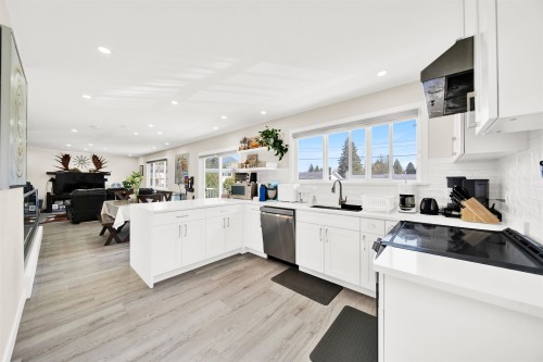 3825 Azalea Place, Port Coquitlam, BC 