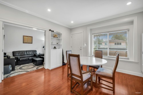 669 71St Avenue W, Vancouver, BC 