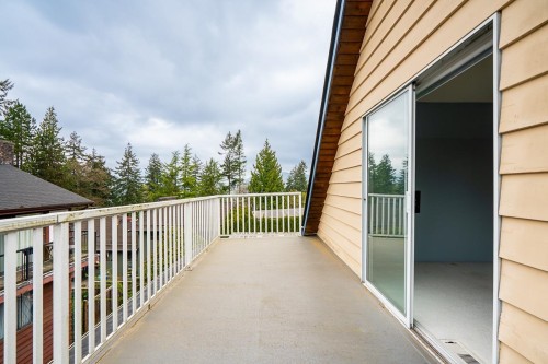 605 Waterloo Drive, Port Moody, BC 