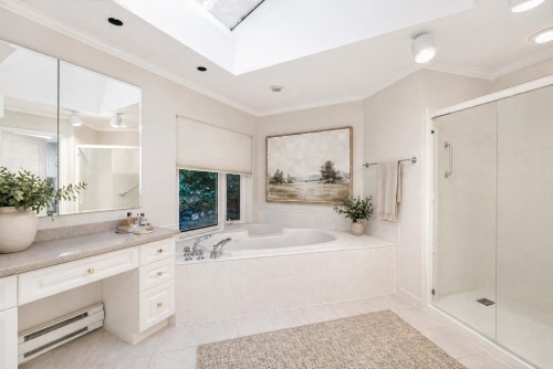 4110 Burkeridge Place, West Vancouver, BC 