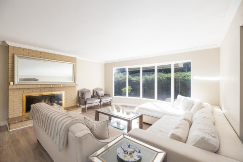 4110 Burkeridge Place, West Vancouver, BC 