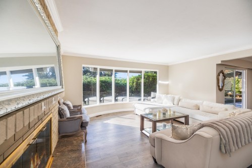 4110 Burkeridge Place, West Vancouver, BC 