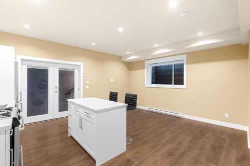315 20Th Street E, North Vancouver, BC 