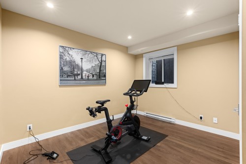315 20Th Street E, North Vancouver, BC 