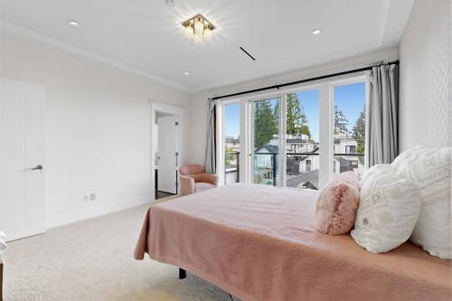 4555 9Th Avenue W, Vancouver, BC 