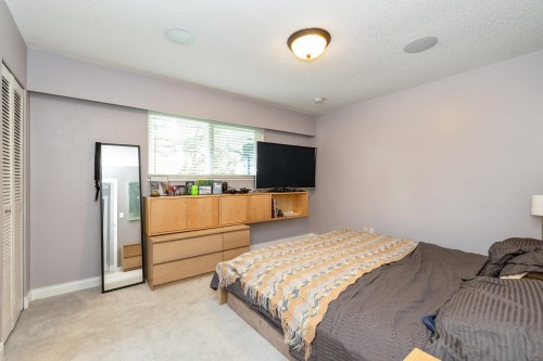 320 Gloucester Court, Coquitlam, BC 