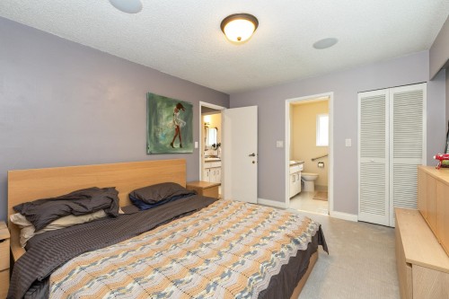 320 Gloucester Court, Coquitlam, BC 