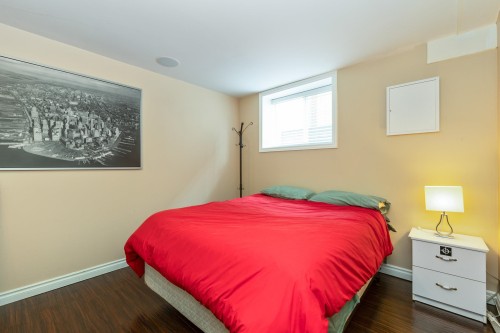 320 Gloucester Court, Coquitlam, BC 