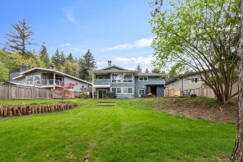 320 Gloucester Court, Coquitlam, BC 