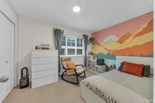 19-123 Seventh Street, New Westminster, BC 
