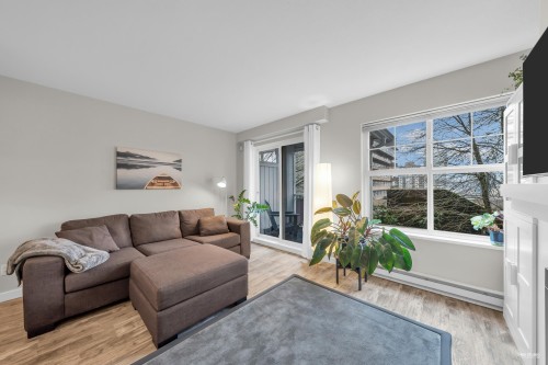 19-123 Seventh Street, New Westminster, BC 