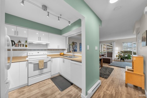 19-123 Seventh Street, New Westminster, BC 