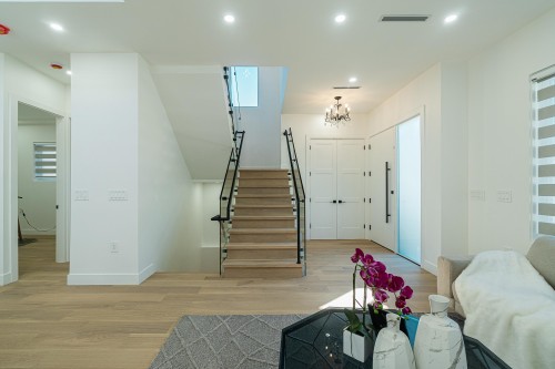 4152 Pender Street, Burnaby, BC 