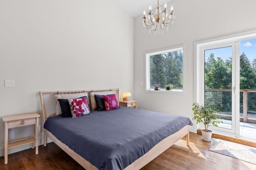 6965 Marine Drive, West Vancouver, BC 