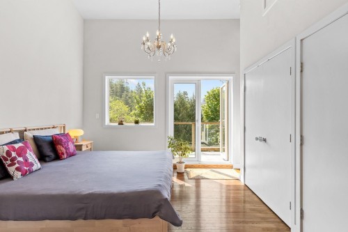 6965 Marine Drive, West Vancouver, BC 